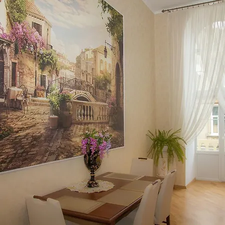 Teatralnaya Apartment Lviv