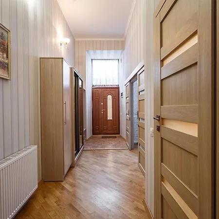 Apartment Teatralnaya